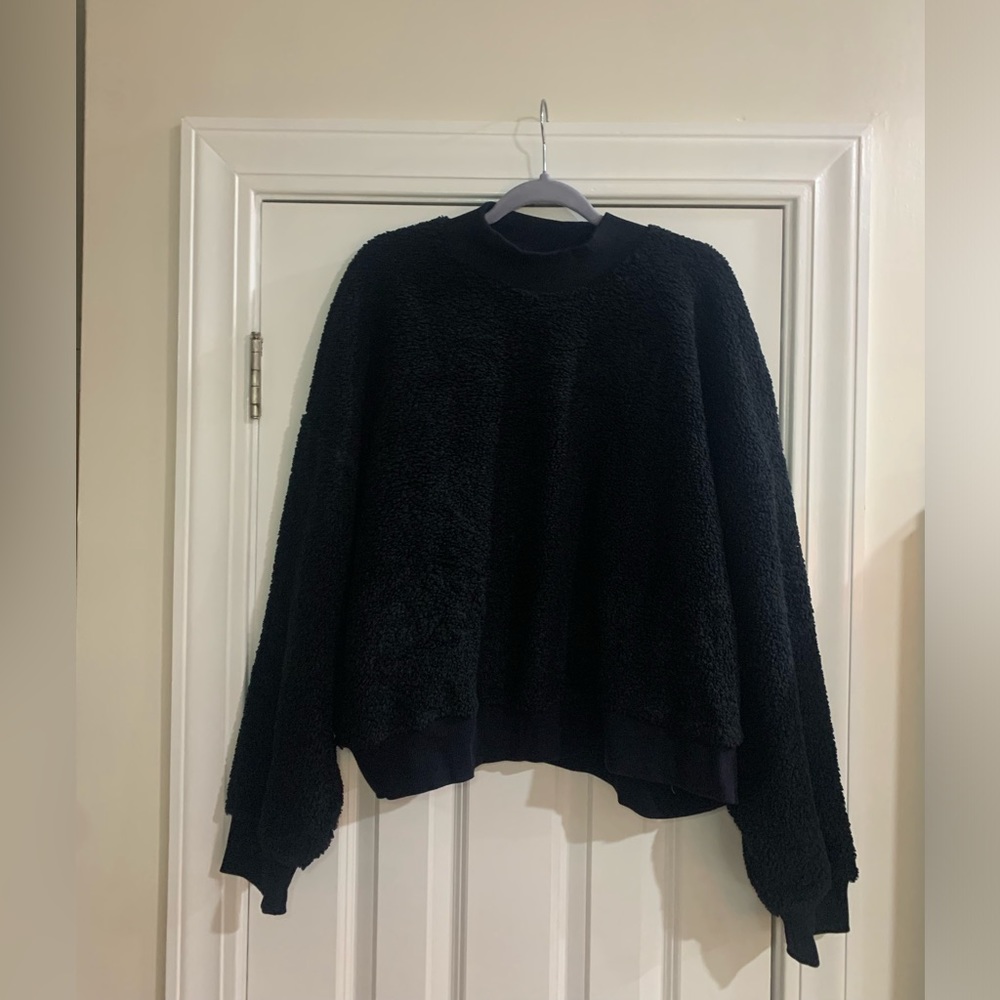 Fabletics pullover sweater